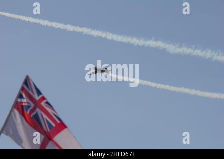 L'équipe d'exposition acrobatique Blades s'est dotée d'un drapeau ensign. Banque D'Images