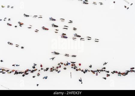 France.Isere (38) Valerie Maumon, championne française de luge à mi-distance, vit à une centaine de miles par heure.A 47 ans, une musher passionnée, elle jongle entre les deux Banque D'Images