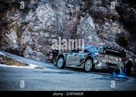 Sébastien Loeb(FRA), Ford Puma Rally 1 équipe M-Sport, action, lors des essais avant le Championnat du monde de voitures de rallye WRC 2022, Monte Carlo Rally le 16 2022 janvier à St-Crépin, France - photo Bastien Roux / DPPI Banque D'Images