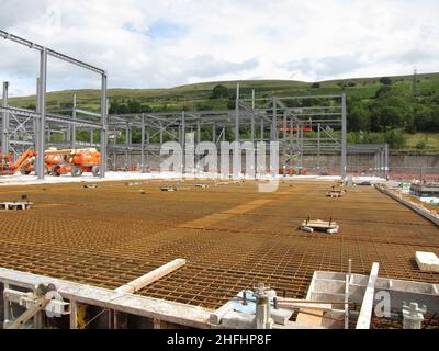 Août 2011 - Nouvelle construction de dalles de béton en cours dans le cadre d'un projet dans le sud du pays de Galles Banque D'Images