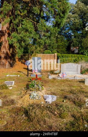 Croix marquant la tombe de Brian Sweeney, fils de Margaret Duchess d'Argyll et de Charles Sweeney, cimetière nord, cimetière Brookwood, Woking, Surrey Banque D'Images