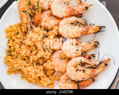 Assiette de fruits de mer.Vue de dessus, gros plan.Une nourriture savoureuse et saine Banque D'Images