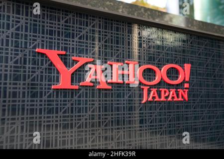 Tokyo, Japon - Un logo d'entreprise de Yahoo!Japan Corporation à l ...