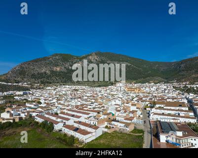 Municipalité d'Algodonales dans la comarca des villages blancs de la province de Cadix, Espagne Banque D'Images