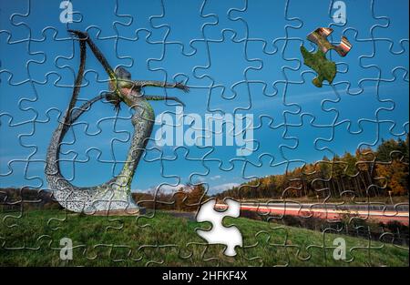 Effet puzzle appliqué à la photographie de la sculpture Arria à Cumbernauld près de Glasgow en Écosse. Banque D'Images