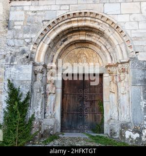 Portail de la basilique Saint-Just, à Valcabrère, haute-Garonne, Occitanie, France Banque D'Images