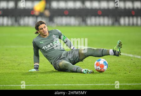Défilé par goalwart Yann SOMMER (MG), action, soccer 1st Bundesliga, 19th jour de match, Borussia Monchengladbach (MG) - Bayer 04 Leverkusen (LEV) 1: 2, le 15th janvier 2022 à Borussia Monchengladbach/Allemagne.#DFL les règlements interdisent toute utilisation de photographies comme séquences d'images et/ou quasi-vidéo # Â Banque D'Images