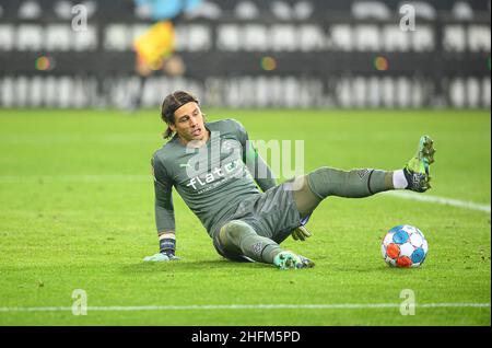 Défilé par goalwart Yann SOMMER (MG), action, soccer 1st Bundesliga, 19th jour de match, Borussia Monchengladbach (MG) - Bayer 04 Leverkusen (LEV) 1: 2, le 15th janvier 2022 à Borussia Monchengladbach/Allemagne.#DFL les règlements interdisent toute utilisation de photographies comme séquences d'images et/ou quasi-vidéo # Â Banque D'Images