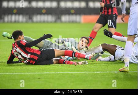 But chance amine ADLI l.(LEV) versus goalwart Yann SOMMER (MG), action, duels, parade, football 1st Bundesliga,19th jour de match, Borussia Monchengladbach (MG) - Bayer 04 Leverkusen (LEV) 1: 2, le 15th janvier 2022 à Borussia Monchengladbach/ Allemagne.#DFL les règlements interdisent toute utilisation de photographies comme séquences d'images et/ou quasi-vidéo # Â Banque D'Images