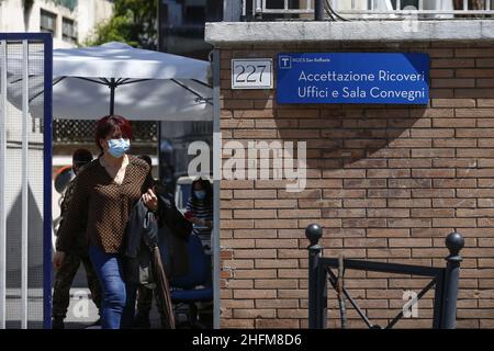 Cecilia Fabiano/Lapresse 08 juin 2020 Rome (Italie) Actualités San Raffaele Institut clinique où il y a eu de nouveaux cas de contagion par le covid 19 dans le pic: La porte Banque D'Images