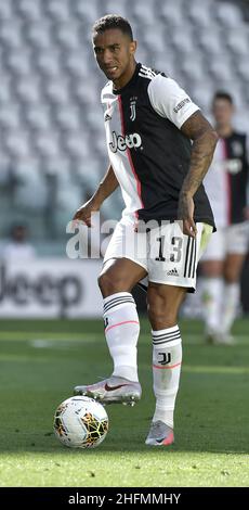 Marco Alpozzi/Lapresse 04 juillet 2020 Turin, Italie football sportif Juventus vs Turin - Ligue italienne de football A TIM 2019/2020 - Stade Allianz dans le pic: Danilo (Juventus F.C.); Banque D'Images