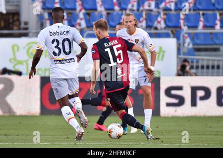 Lapresse/Alessandro Tocco 12 juillet 2020 Cagliari (Italie) Sport Soccer Cagliari Calcio vs US Lecce League A TIM 2019/2020 "Sardegna Arena" Stadium&#xA0; sur la photo:Ragnar Klavan 15 (Cagliari Calcio) Banque D'Images