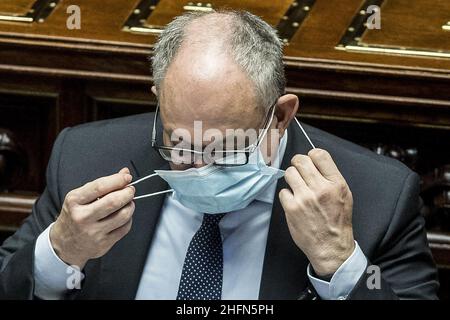 Roberto Monaldo / Lapresse 29-07-2020 Rome (Italie) Chambre des députés - mesures d'écart budgétaire dans le pic Roberto Gualtieri Banque D'Images