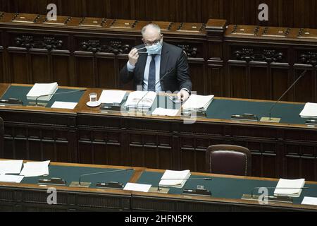 Roberto Monaldo / Lapresse 29-07-2020 Rome (Italie) Chambre des députés - mesures d'écart budgétaire dans le pic Roberto Gualtieri Banque D'Images