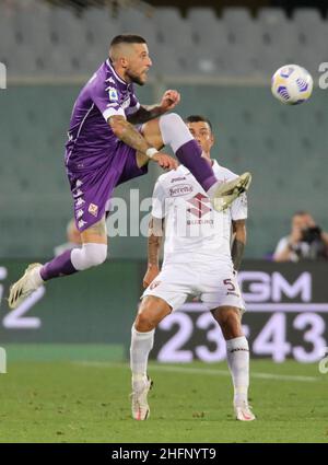 Marco Bucco/Lapresse 19 septembre 2020 Florence , Italie football sportif Fiorentina vs Turin - Ligue italienne de football A TIM 2020/2021 - Stade Artemio Franchi, Florence .Dans le pic: Biraghi anticipe Izzo Banque D'Images