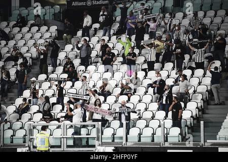 Marco Alpozzi/Lapresse 20 septembre 2020 Turin, Italie football sportif Juventus vs Sampdoria - Ligue italienne de championnat de football A TIM 2020/2021 - Stade Allianz dans le pic: Les fans admis dans le stade Banque D'Images