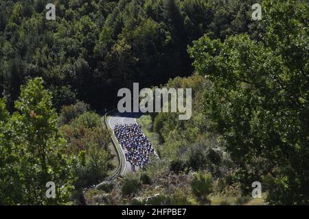 Fabio Ferrari/Lapresse 08 octobre 2020 Italie Sport Cycling Giro d'Italia 2020 - 103th Edition - Stage 6 - de Castrovillari à Matera dans le pic: Pendant la course Banque D'Images