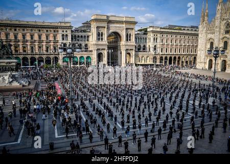 Claudio Furlan - Lapresse 10 octobre 2020 Milano (Italie) démonstration des travailleurs du divertissement Bauli sur la Piazza Banque D'Images