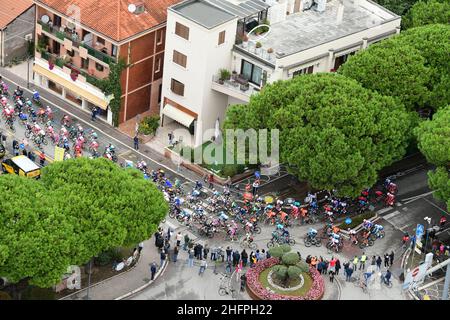 Jennifer Lorenzini/Lapresse 15 octobre 2020 Italie Sport Cycling Giro d'Italia 2020 - 103th Edition - Stage 12 - de Cesenatico à Cesenatico dans le pic: La course Banque D'Images