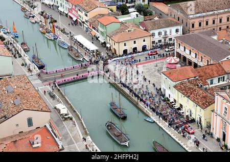 Jennifer Lorenzini/Lapresse 15 octobre 2020 Italie Sport Cycling Giro d'Italia 2020 - 103th Edition - Stage 12 - de Cesenatico à Cesenatico dans le pic: La course Banque D'Images