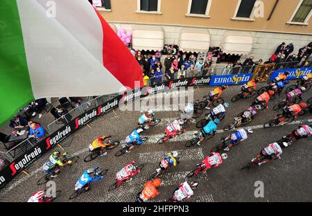 Foto: Jennifer Lorenzini/Lapresse 20 ottobre 2020 Italia Sport Ciclismo Giro d'Italia 2020 - edizione 103 - Tappa 16- Da Udine a San Daniele Nella foto: la gara photo:Jennifer Lorenzini/Lapresse 20 octobre 2020 Italie Sport Cycling Giro d'Italia 2020 - 103 e édition - Stage 16- ITT - d'Udine à San Daniele dans le pic: La course Banque D'Images