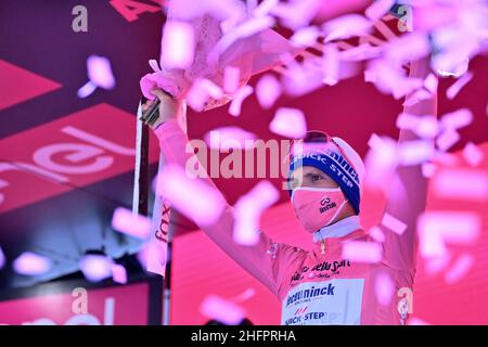 Massimo Paolone/Lapresse 21 octobre 2020 Italie Sport Cycling Giro d'Italia 2020 - 103th Edition - Stage 17 - de Bassano del Grappa à Madonna di Campiglio dans le pic: ALMEIDA Joao Banque D'Images