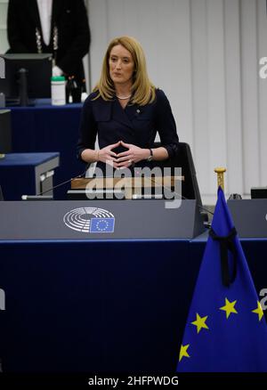 17 janvier 2022, France, Straßburg: Roberta Metsola, Présidente du Parlement européen, prononce une allocution lors d'une cérémonie commémorative du regretté ancien Président du Parlement européen Sassoli au Parlement européen.Photo: Philipp Von Ditfurth/dpa Banque D'Images