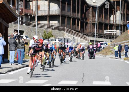 Massimo Paolone/Lapresse 24 octobre 2020 Italie Sport Cycling Giro d'Italia 2020 - 103th Edition - Stage 20 - de Alba à Sestriere dans le pic: Pendant la course Banque D'Images