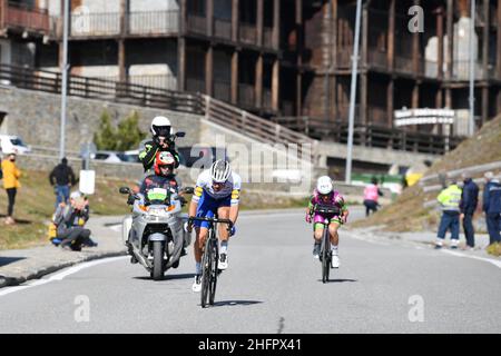 Massimo Paolone/Lapresse 24 octobre 2020 Italie Sport Cycling Giro d'Italia 2020 - 103th Edition - Stage 20 - de Alba à Sestriere dans le pic: Pendant la course Banque D'Images