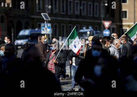 Cecilia Fabiano/Lapresse 28 octobre 2020 Roma (Italie) Actualités : démonstration de cabdrivers privés dans le pic : la démonstration dans la via Petroselli Banque D'Images