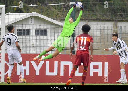 Fabio Rossi/AS Roma/Lapresse 01/11/2020 Rome (Italie) Sport Soccer Roma-Juventus Campionato Primavera 1 2020/21 - Campo Agostino Di Bartolomei dans la photo: Pietro Boer Banque D'Images