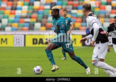 Andrea Bressanutti/Lapresse 01 novembre 2020 Udine, Italie football sportif Udinese vs Milan - Ligue italienne de football A Tim 2020/2021 - Stade Dacia Arena dans le pic: leao Banque D'Images