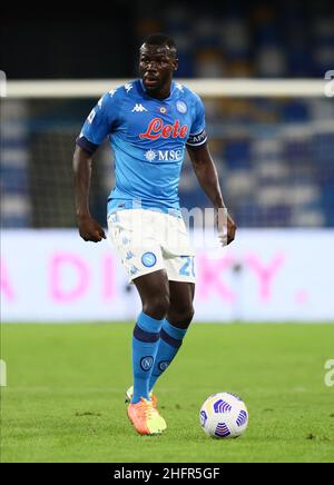 Alessandro Garofalo/Lapresse 01 novembre 2020 Naples, Italie football sportif Napoli vs Sassuolo - Championnat italien de football League A TIM 2020/2021 - Stade San Paolo.Dans la photo: Kalidou Koulibaly Napoli Banque D'Images