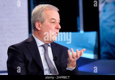 Mauro Scrobogna /Lapresse 15 novembre 2020 et#xA0; Rome, Italie nouvelles RAI - diffusé en mezz&#x2019;ora+ dans la photo: Franco Locatelli, président du Conseil supérieur de la Santé. Banque D'Images