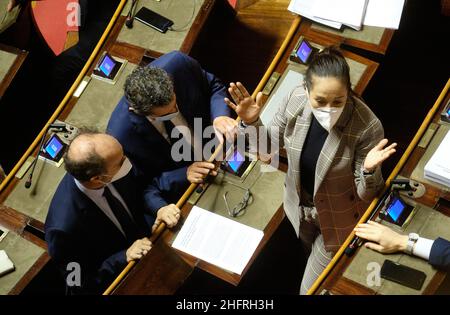 Mauro Scrobogna /Lapresse 26 novembre 2020 et#xA0; Rome, Italie politique Sénat - écart budgétaire IIN la photo: Paola Taverna M5S Banque D'Images