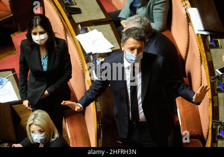 Mauro Scrobogna /Lapresse 26 novembre 2020 et#xA0; Rome, Italie Sénat politique - écart budgétaire sur la photo: Matteo Renzi IDV Banque D'Images