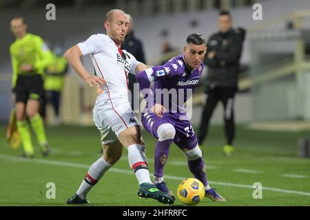 Lapresse - Jennifer Lorenzini 07 décembre 2020 Firenze (Italie) Sport Soccer Fiorentina - Genoa Italian football Championship League A TIM 2019/ 2020 - Stade "Artemio Franchi" dans le pic: Sturaro, Callejon Banque D'Images