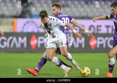 Lapresse - Jennifer Lorenzini 07 décembre 2020 Firenze (Italie) Sport Soccer Fiorentina - Genoa Italian football Championship League A TIM 2019/ 2020 - Stade "Artemio Franchi" dans la photo: Castrovilli, Pellegrini Banque D'Images