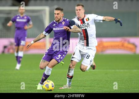 Lapresse - Jennifer Lorenzini 07 décembre 2020 Firenze (Italie) Sport Soccer Fiorentina - Genoa Italian football Championship League A TIM 2019/ 2020 - "Artemio Franchi" Stadium in the pic: Biraghi, Lerager Banque D'Images