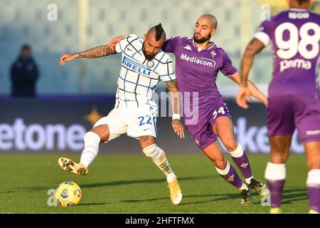 Lapresse - Jennifer Lorenzini 13 janvier 2021 Firenze (Italie) Sport Soccer Fiorentina - Inter Italian football Cup 2020/2021 - huitième tour - Stade "Artemio Franchi" dans le pic: Vidal, Amrabad Banque D'Images