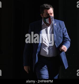 Mauro Scrobogna /Lapresse 15 février 2021 et#xA0; Rome, Italie politique Lega - punto stampa Nella foto: Il leader della Lega Matteo Salvini durante consueto punto stampa delle H12,00 Banque D'Images