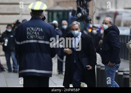 Cecilia Fabiano/Lapresse 17 février 2021 Roma (Italie) Actualités : Gouvernement Draghi , la confiance du Sénat dans le pic : Maurizio Gasparri Banque D'Images