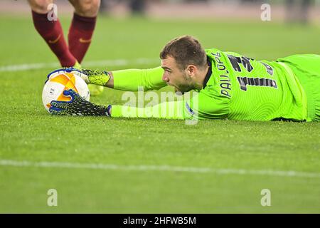 Fabio Rossi/AS Roma/Lapresse 25/02/2021 Rome (Italie) Sport Soccer Roma-Braga Round de 32 , 2st LEG - Europa League 2020/2021 - Olimpic Stadium in the pic: Pau Lopez Banque D'Images