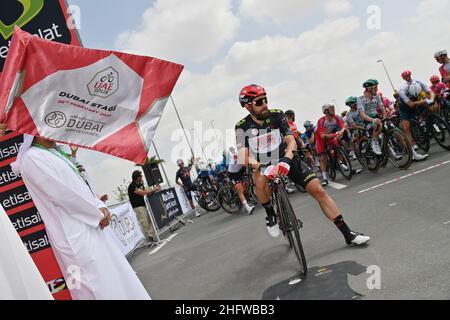 GIAN Mattia d'Alberto - Lapresse 26 février 2021 Dubai (Émirats Arabes Unis) Sport Cycling UAE Tour 2021 -DUBAI STAGE- Stage 6 - des îles Deira à Dubaï - Palm Jumeriah dans le pic: Le début Banque D'Images