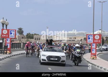 Lapresse - Fabio Ferrari 26 février 2021 Dubai (Émirats Arabes Unis) Sport Cycling UAE Tour 2021 -DUBAI STAGE- Stage 6 - de Dubaï - Iles Deira à Dubaï - Palm Jumeriah dans le pic: Pendant la course. Banque D'Images