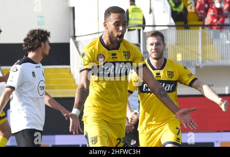 Foto Lapresse - Tano Pecoraro27 02 2021 la Spezia - (Italia)Sport CalcioSpezia vs ParmaCampionato di Calcio série A TIM 2020/2021 - Stadio "Alberto Picco"nella foto:HernaniPhoto Lapresse - Tano Pecoraro27 février 2021 ville la Spezia - (Italie)Sport SoccerSpezia vs ParmaItalian football Championship League A TIM 2020/2021 - "Alberto Picco" Stadiumin le pic: hernani Banque D'Images