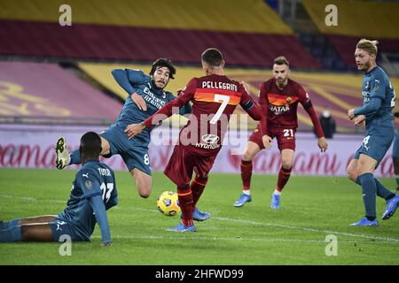 Luciano Rossi/ AS Roma/ Lapresse 28/02/2021 Rome (Italie) Sport Soccer Roma - Milan football Championship League A Tim 2020 2021 Olimpico Stade de Rome dans le pic: Lorenzo Pellegrini Banque D'Images