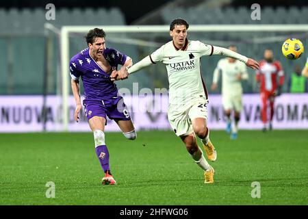 Lapresse - Jennifer Lorenzini 03 mars 2021 Firenze (Italie) Sport Soccer Fiorentina - Roma Italian football Championship League A TIM 2020/ 2021 - Stade 'Artemio Franchi' dans le pic: Vlahovic, Kumbulla Banque D'Images