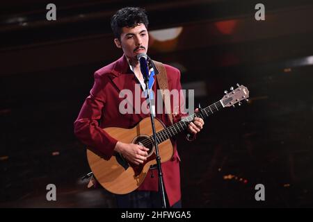 Matteo Rasero/Lapresse 03 mars 2021 Sanremo, Italie divertissement Festival de musique de Sanremo 2021, deuxième soirée.Sur la photo: Fulminacci Banque D'Images