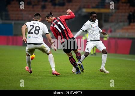 Zlatan Ibrahimovic (AC Milan) pendant le championnat italien Serie Un match de football entre AC Milan et Spezia Calcio le 17 janvier 2022 au stade San Siro à Milan, Italie - photo Nderim Kacili / DPPI Banque D'Images